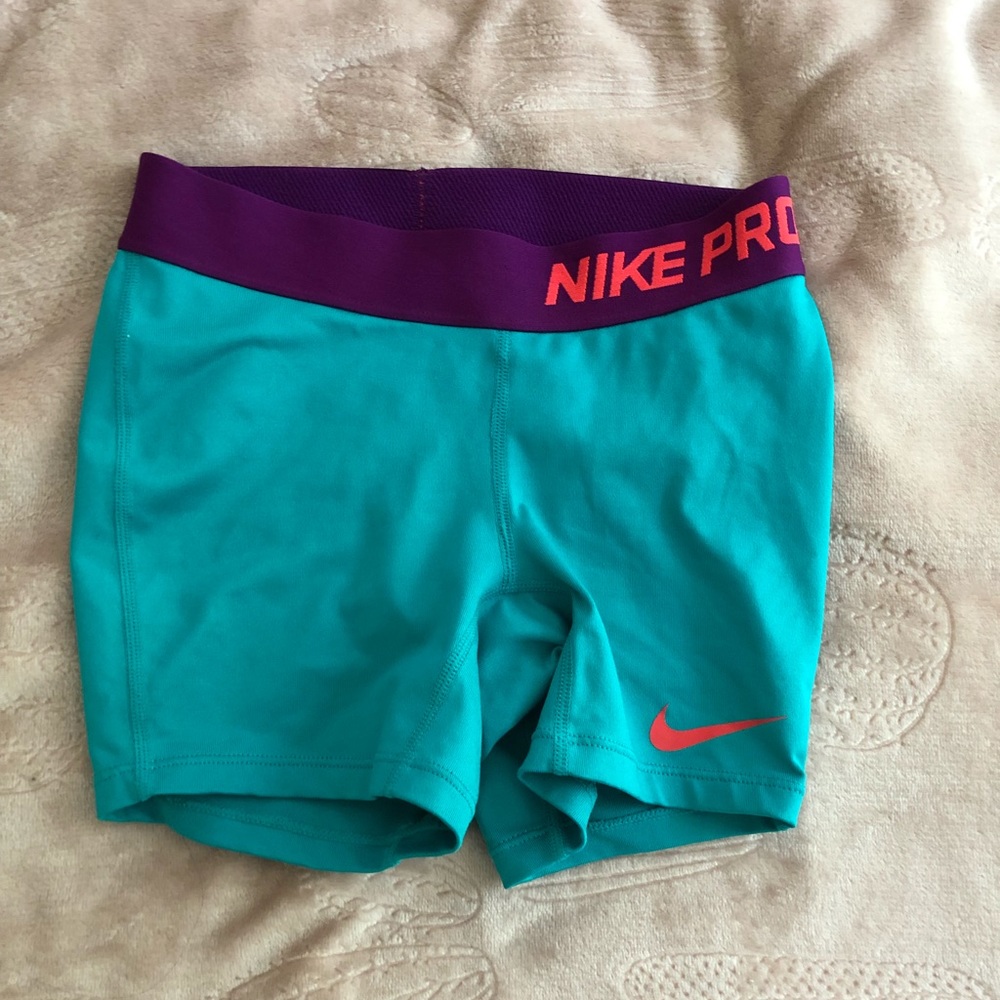 Nike spandex